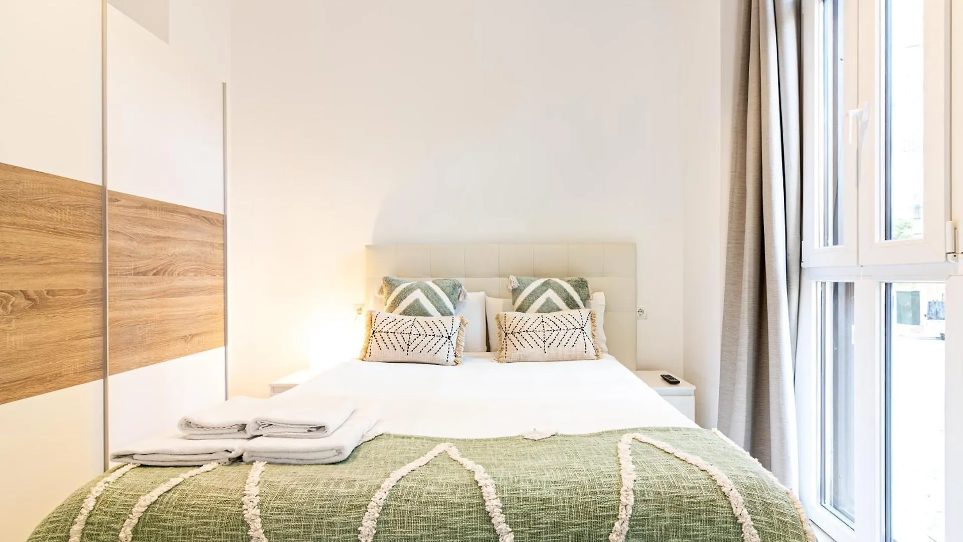 Malaga Center Flat Apart & Terrace By Koral Apartment