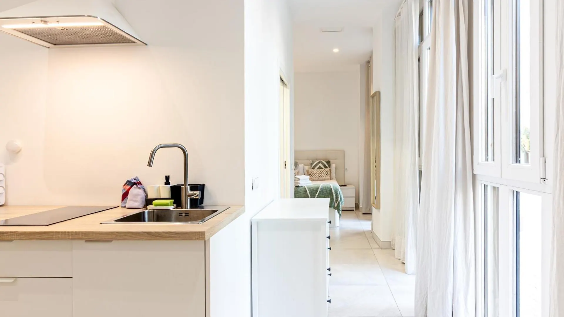 Malaga Center Flat Apart & Terrace By Koral Apartment